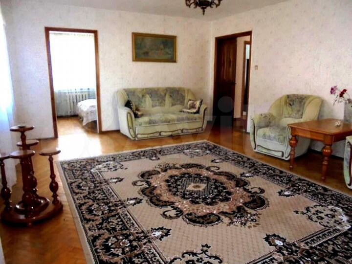 Дом 193 м² на участке 5 сот.