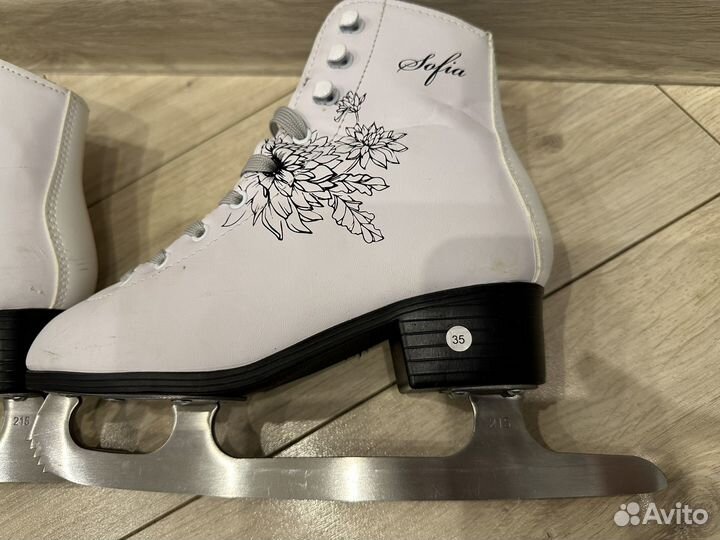 Коньки фигурные 35 размер