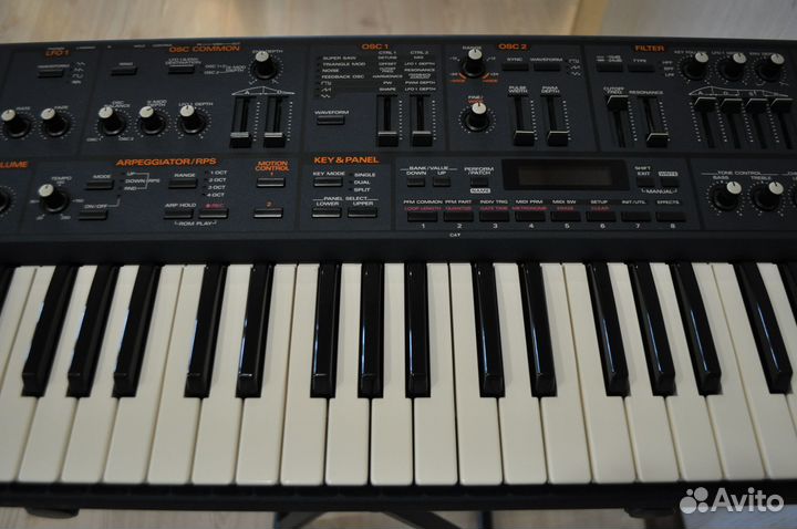 Roland JP-8000