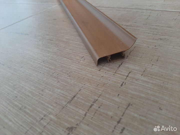 Плинтус напольный пвх