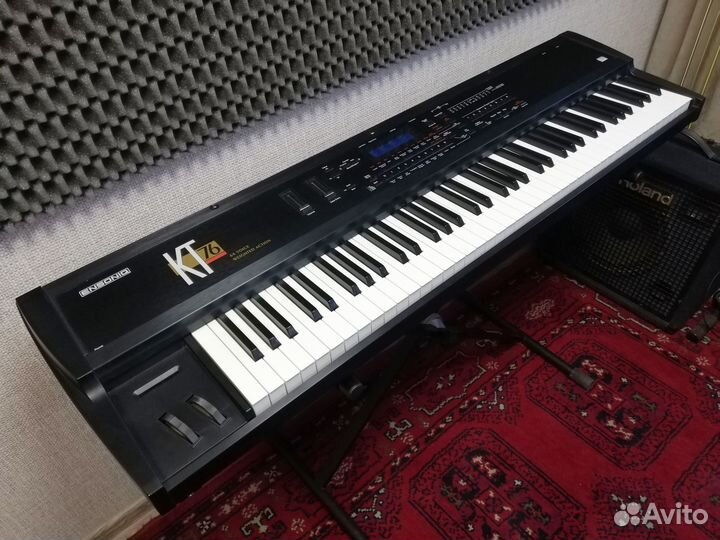 Ensoniq KT76 (молоточковая клавиатура Fatar)