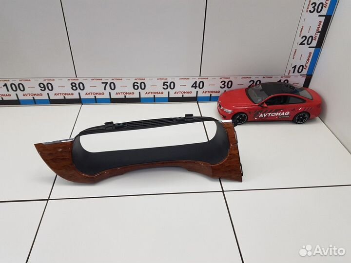 Накладка торпедо левая декоративная