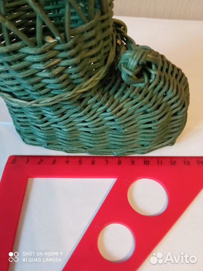 Сапожок плетеный из лозы