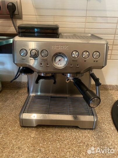 Кофемашина bork c801
