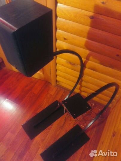 Стойки для акустики