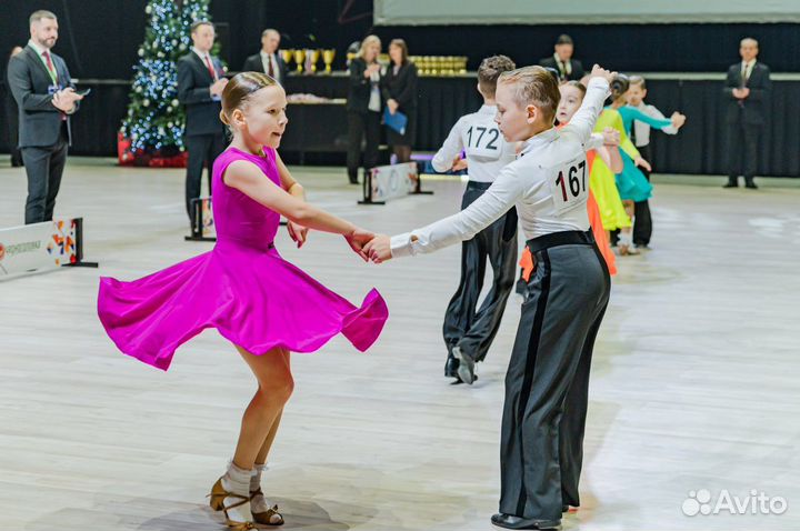 Рейтинговое платье для бальных танцев 134