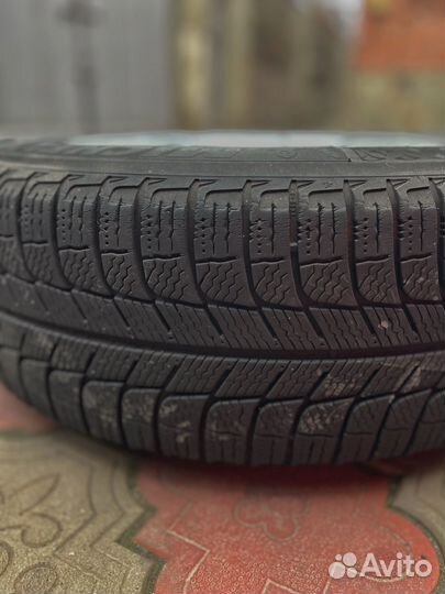 Зимняя резина Michelin 205/60R16 + диски Peugeot