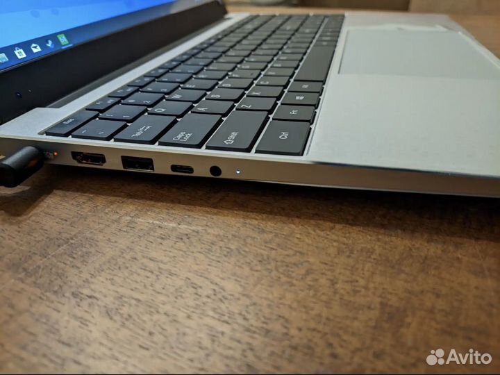 Ноутбук byone i5
