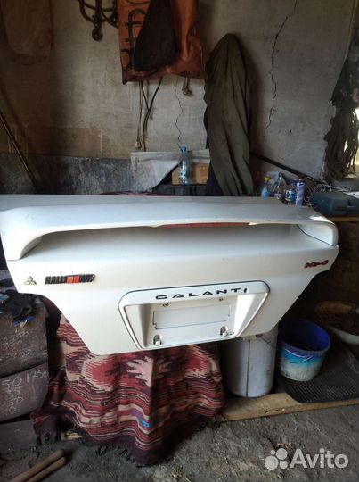 Сполер на Митсубиси Галант