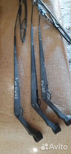 Поводок дворника Тойота Ярис Версо