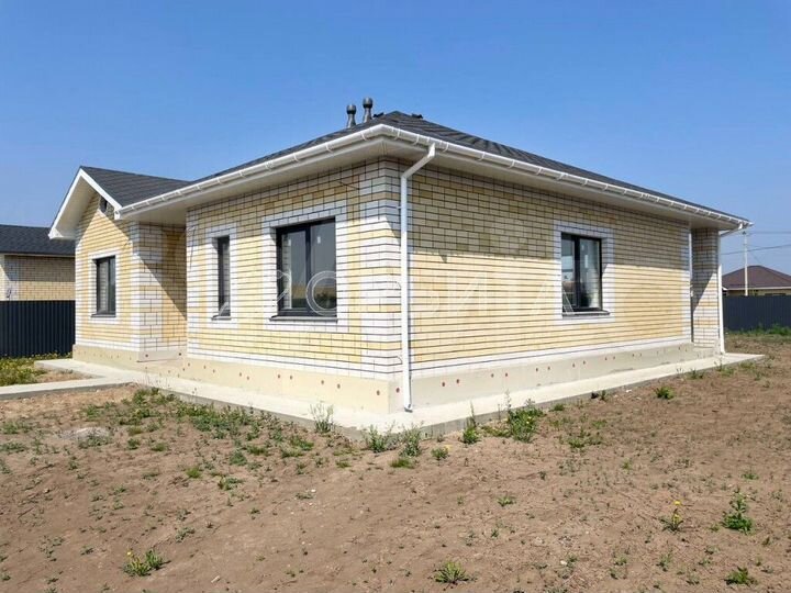 Дом 100 м² на участке 8 сот.