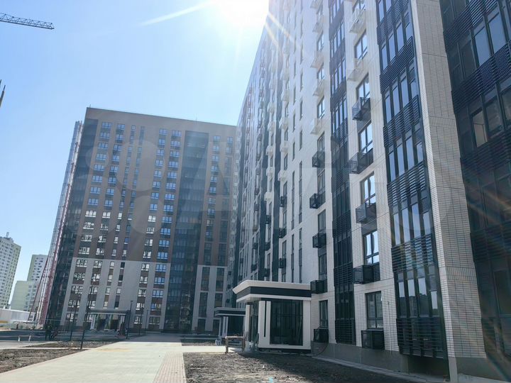 3-к. квартира, 83 м², 3/17 эт.