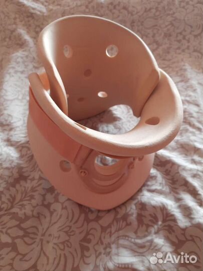 Воротник ортопедический после операционный