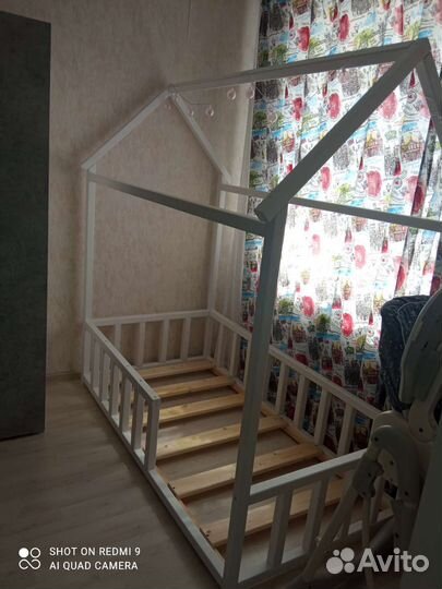 Детская кровать домик бу