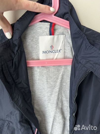 Куртка для мальчика Moncler 116р