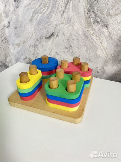 Развивающие игрушки монтессори пакетом