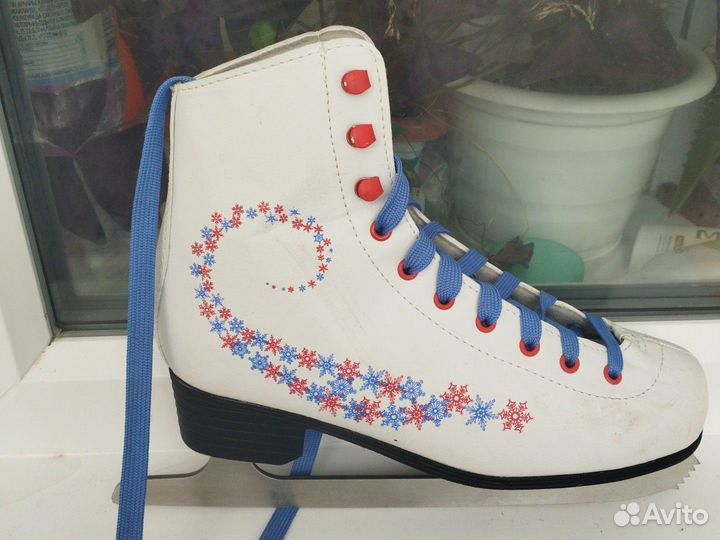Коньки фигурные