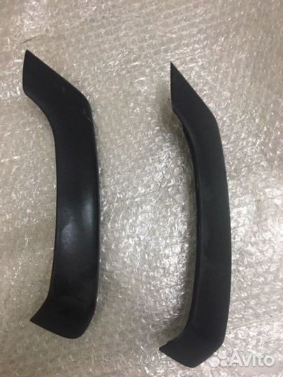 Уплотнитель двери Volkswagen Polo