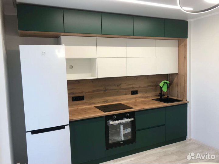 Кухонный гарнитур эмаль