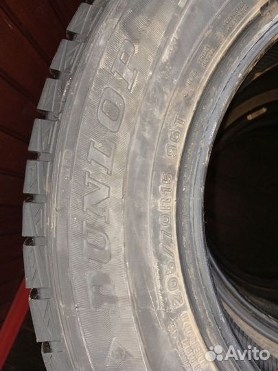 Dunlop Winter Maxx 205/70 R15 96T
