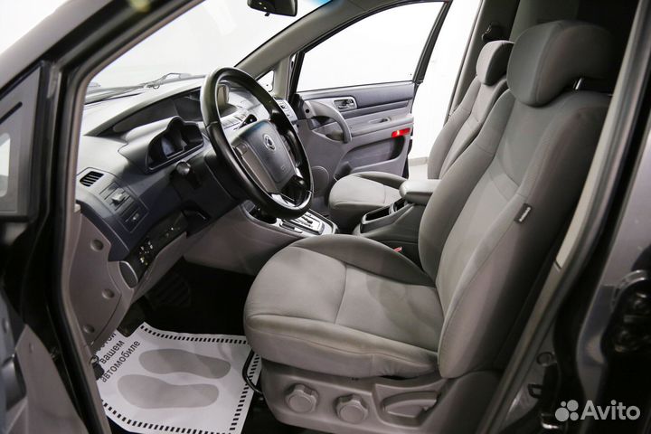 SsangYong Stavic 2.0 AT, 2014, 127 847 км