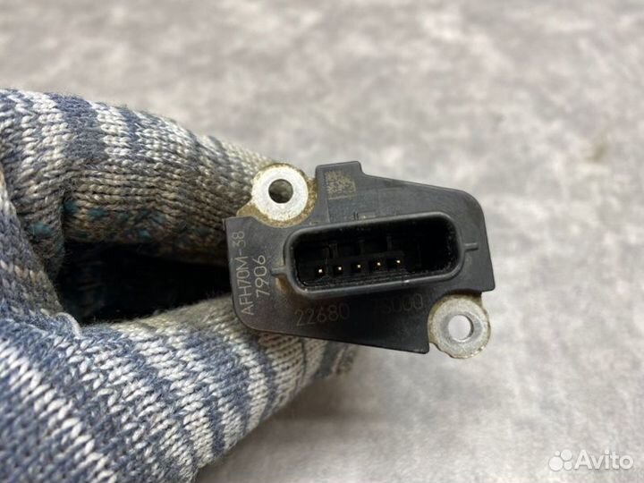 Датчик расхода воздуха Nissan Qashqai J10 2.0