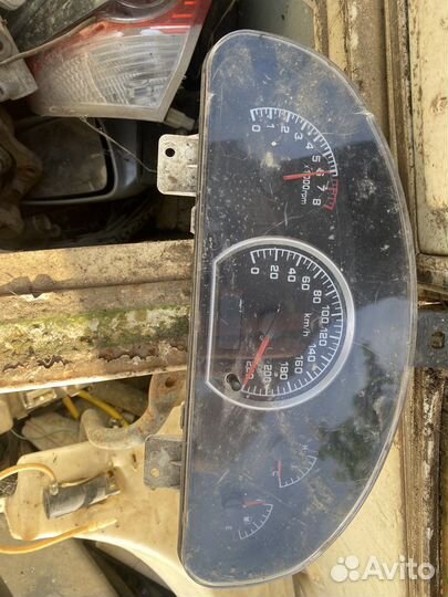 Двери лифан бреез