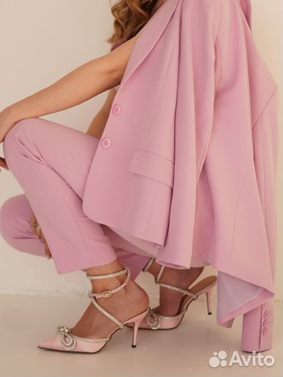 Брючный костюм женский 42 44