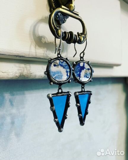 Серьги из антикварных осколков