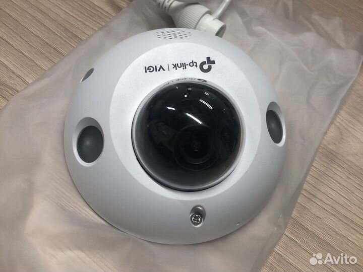 Камера видеонаблюдения купольная Wi Fi