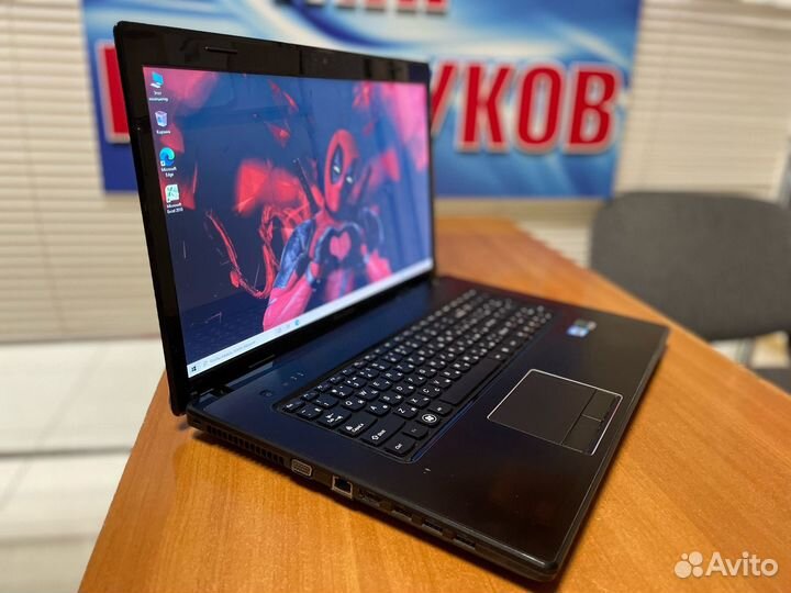 Игровой ноутбук Lenovo / i7 8ядер / 17 дюймов