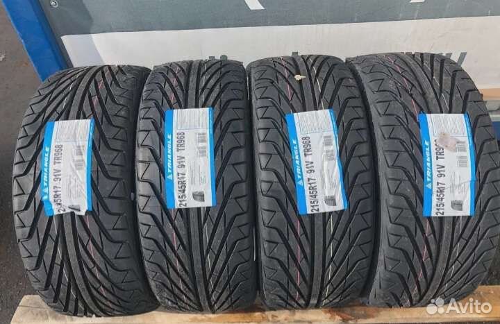 Triangle TR968 215/45 R17