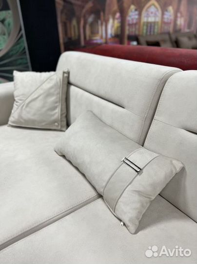 Диван с креслами