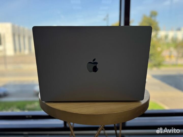 Ноутбук Apple MacBook Pro 16 M1 Pro 16/512Gb