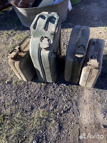 Продам канистры