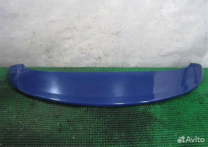 Спойлер крышки багажника Toyota Verso R2 2015