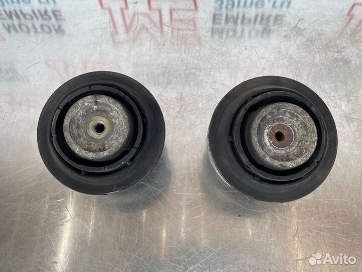 Подушка двигателя Mercedes Slk-Class R170 111.973