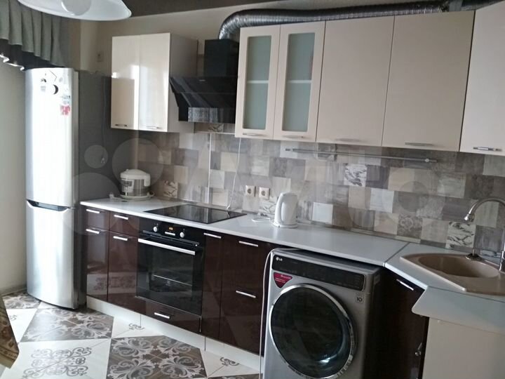 3-к. квартира, 80 м², 7/12 эт.