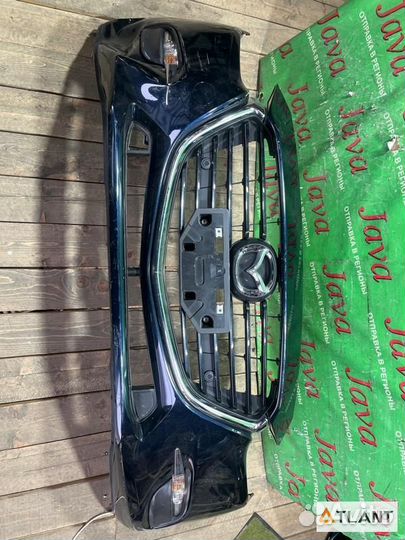 Бампер передний mazda axela