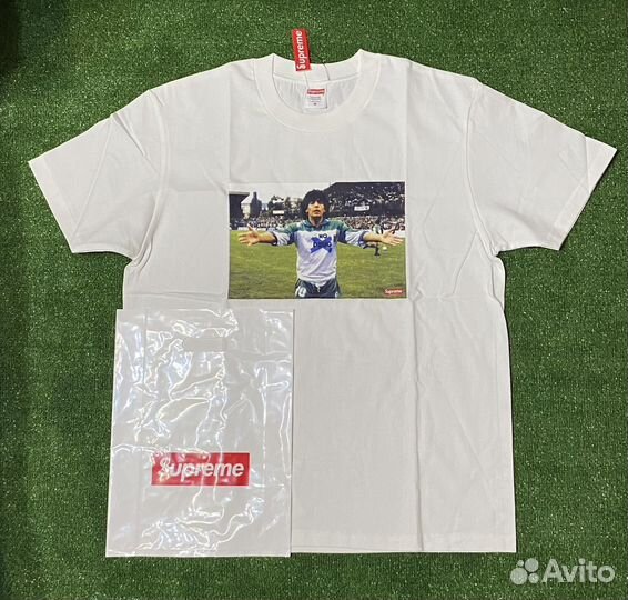 Футболка Supreme Maradona