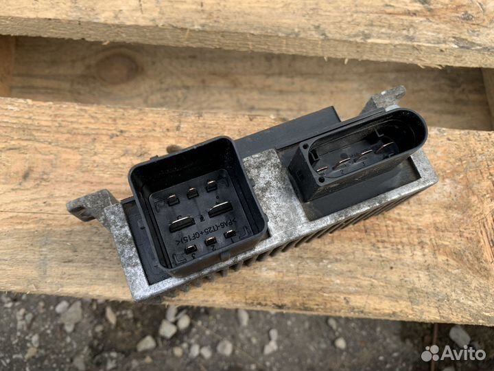 Блок управления свечами накала Рено 1.5 k9k