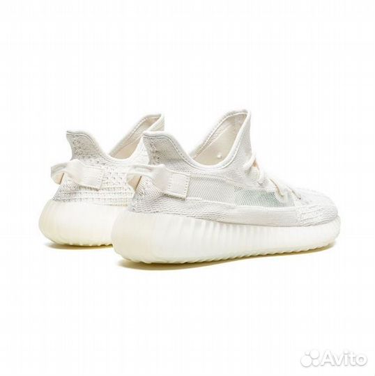 Yeezy 350 V2 black/RED