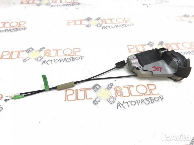 Замок двери задний правый Toyota prius ZVW30 2009