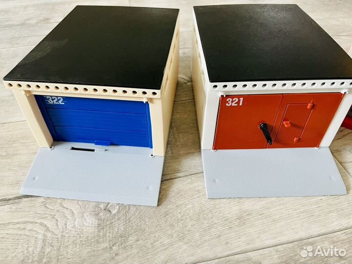 Игрушки/Гараж/парковка для маленьких машинок