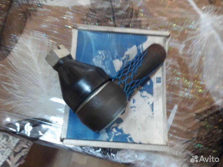 Наконечник рулевой тяги Volvo левая резьба