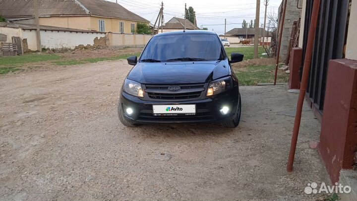 LADA Granta 1.6 МТ, 2015, 199 000 км