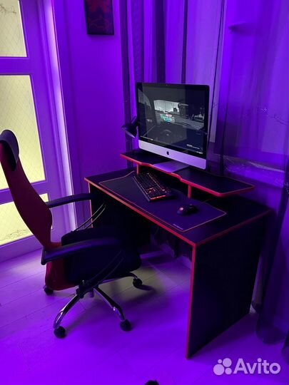 Компьютерный стол игровой