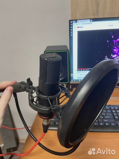 Студия звукозаписи, запись трека, песни, голоса