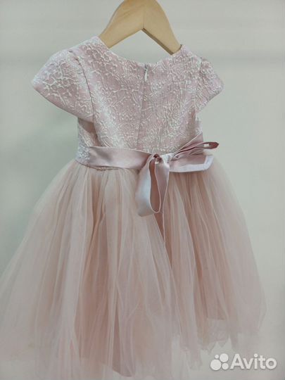 Нарядное платье