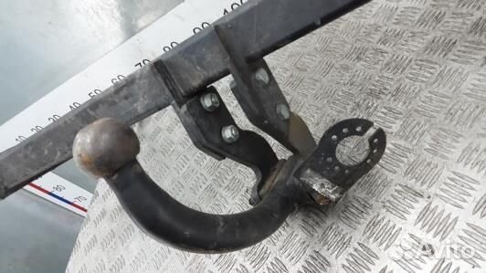 Фаркоп (прицепное устройство) volkswagen passat B6